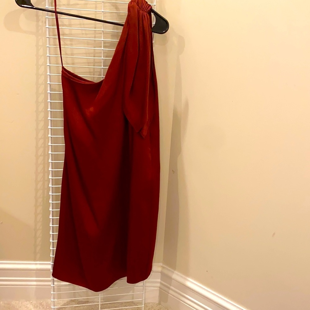 Halston heritage - Never worn one strap -silk - Picture 1 of 2